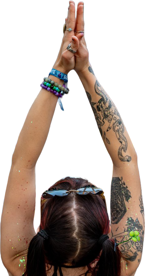 Fan clapping along at a music festival at Spirit of the Suwannee