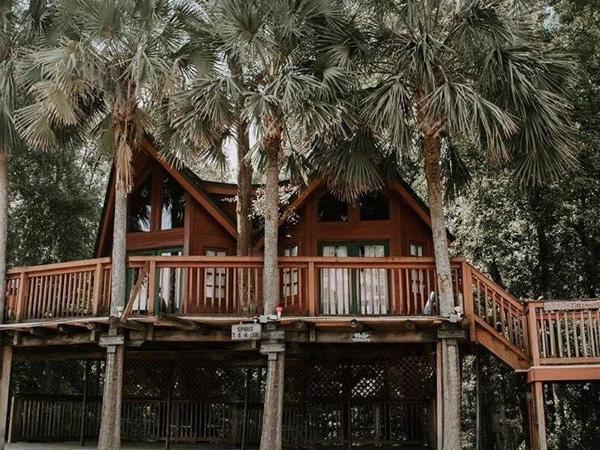 Treehouse lodging at Spirit of the Suwannee Music Park